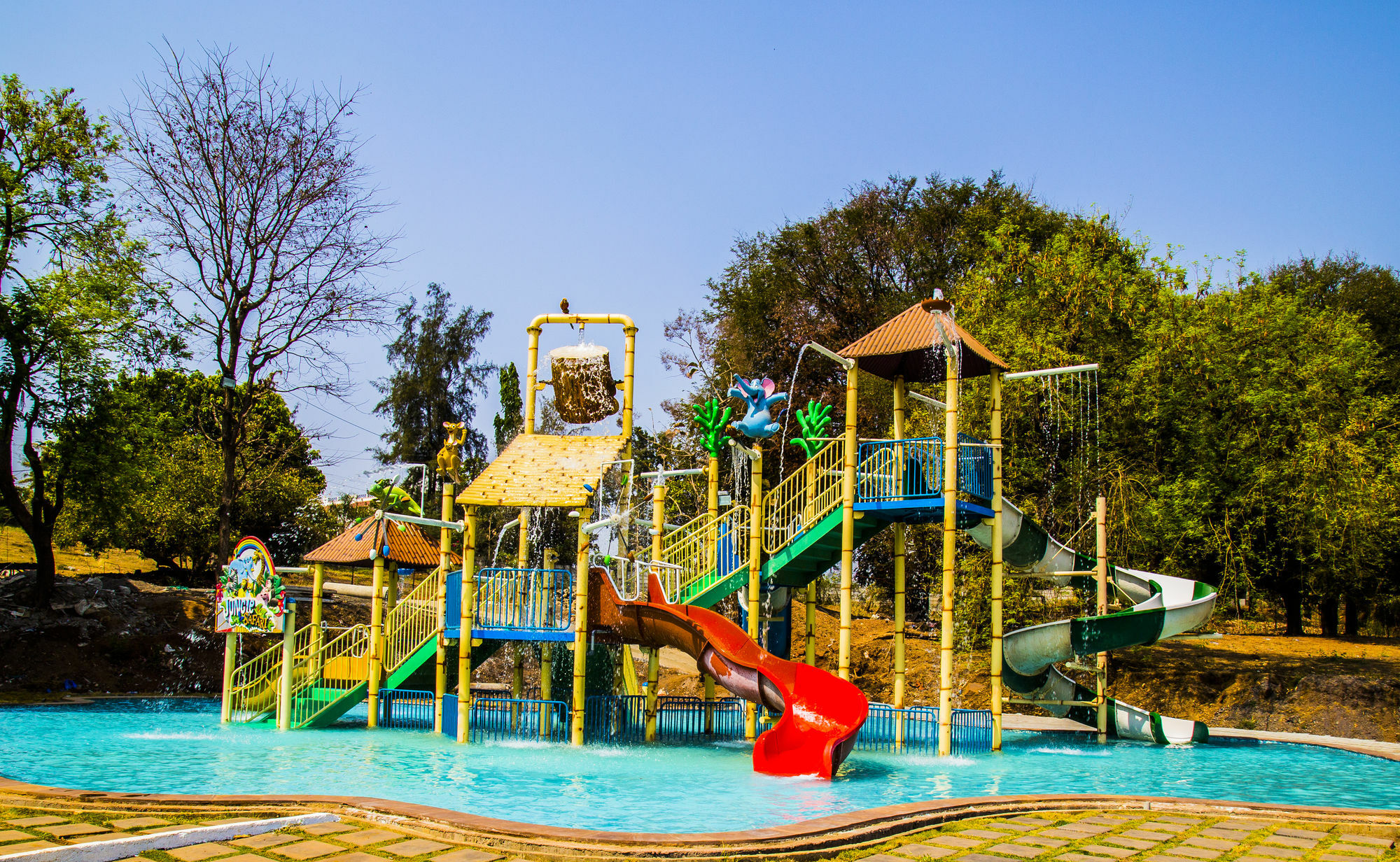Khanvel Resort Silvassa Exterior foto