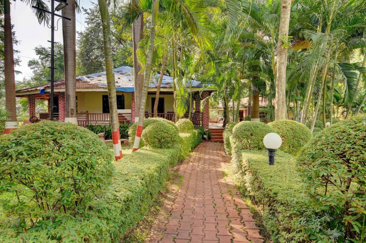 Khanvel Resort Silvassa Exterior foto