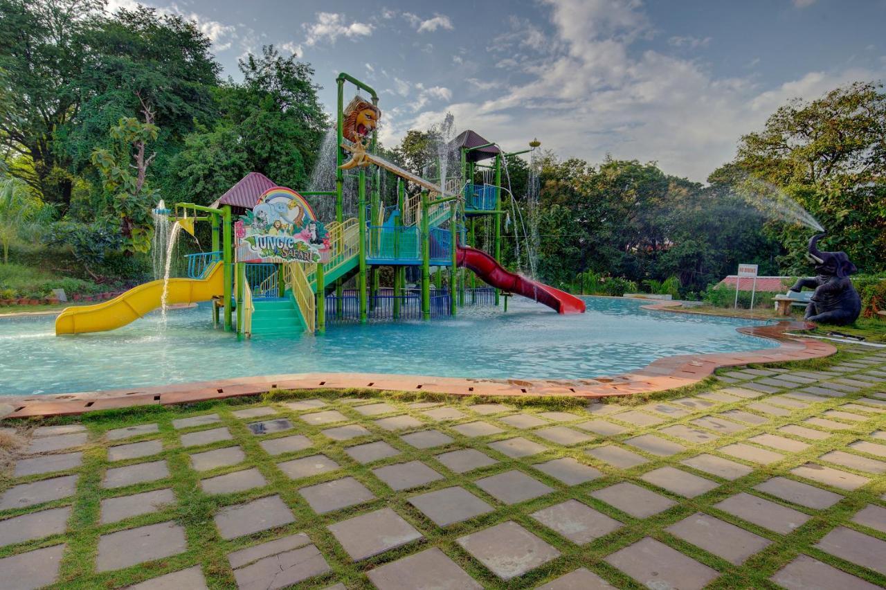 Khanvel Resort Silvassa Exterior foto